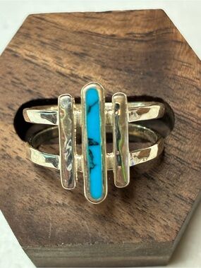Sterling Silver Turquoise Inlay Women's Statement Ring 8